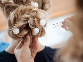 female-hairdresser-making-hairstyle-blonde-woman-beauty-salon_176420-4459 female-hairdresser-making-hairstyle-blonde-woman-beauty-salon_176420-4459